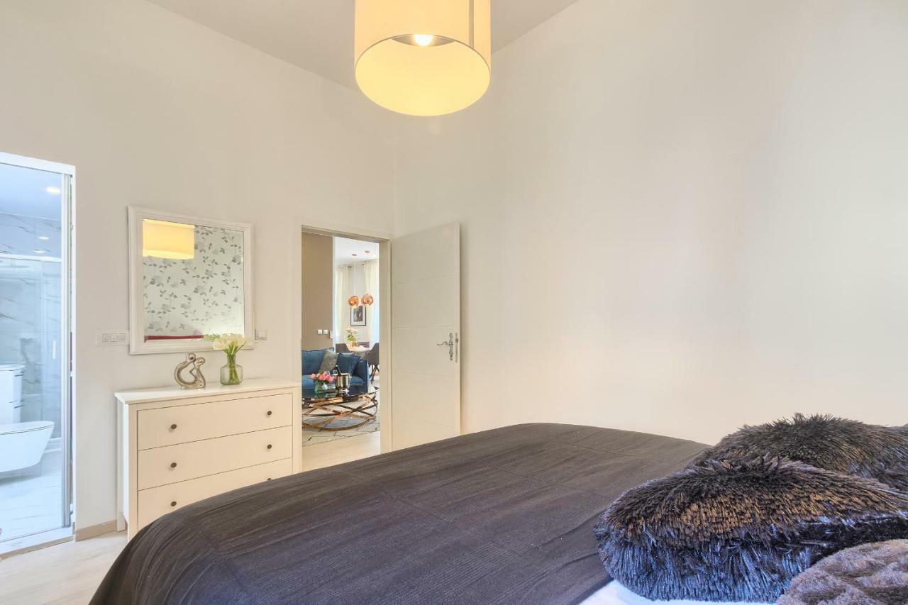 Hedone Luxury Apartment With Free Parking Pula Exteriör bild