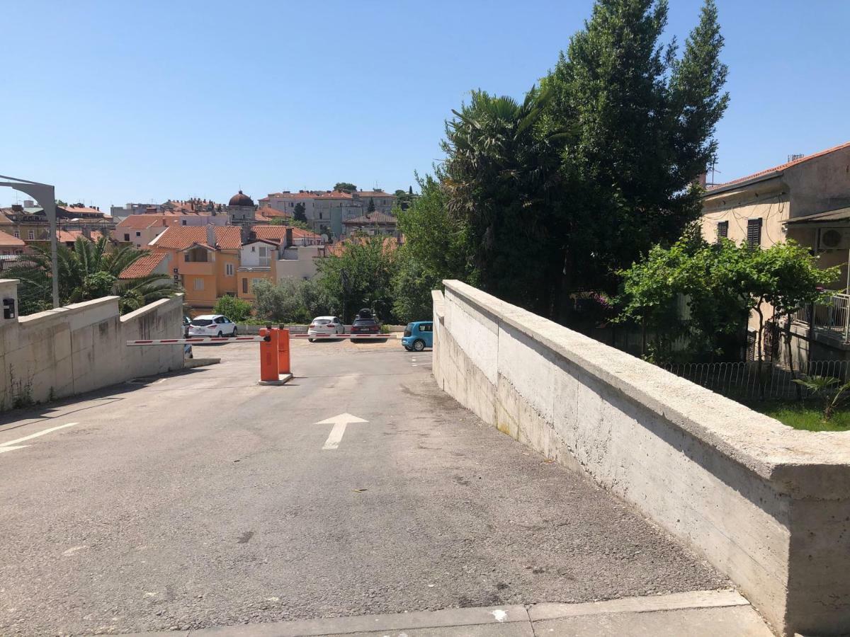 Hedone Luxury Apartment With Free Parking Pula Exteriör bild